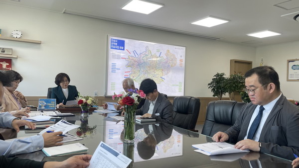 안성시, 안성문화관광재단 설립 위한 기초 타당성 조사 및 운영방안 연구용역 중간보고회 개최 /사진제공=안성시