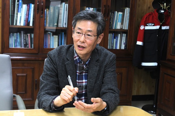 조재형 산림재난 방지정책 기술지원단장은 "기술지원단 발족으로 국민에게 전달되는 정보 오류를 줄이고 재난 이후에는 복원실행력을 높여갈 계기가 될 것"이라고 말했다. /사진=박선영 기자 