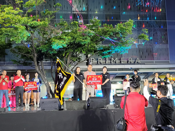 ‘2024 파워풀대구페스티벌’ 퍼레이드 시상식 /사진제공=대구시