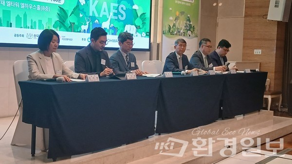 김미현 SK증권 ESG 추진실장은 “기업에 대한 금융투자가 생물다양성을 보전하거나 복원하는 긍정적 역할을 하려면, 신뢰할 수 있는 수준의 자연 관련 데이터나 표준화된 성과지표, 더 나아가 기업의 공시하는 자연 관련 리스크에 대한 검증 신뢰도가 확보돼야 한다”고 분석했다. /사진=김인성 기자