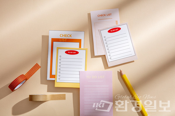 학생들이 사용하는 학용품에 사용된 프탈레이트는 상당히 많을 것으로 추정된다. 성장기 아이들이 프탈레이트에 노출되면 호르몬 교란, 뇌발달 저해, 주의력 결핍, 과잉행동장애(ADHD) 악화 등에 영향을 주는 것으로 알려져 있다. /사진=환경일보 DB