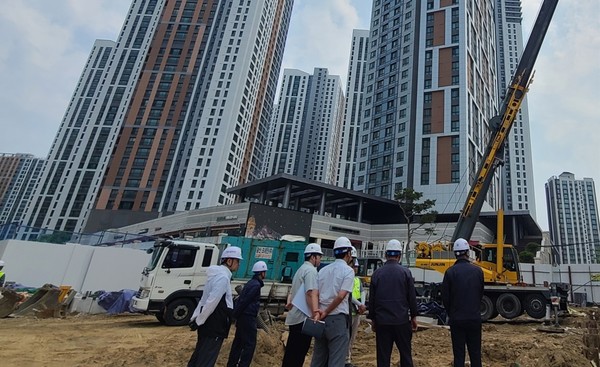 다산신도시 안전점검 /사진제공=GH