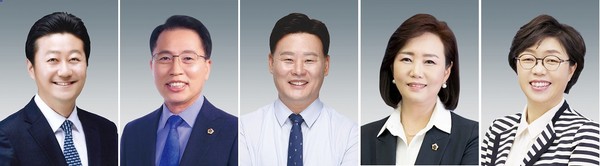 의장후보 김진경, 대표의원 정승현․최종현, 부의장 정윤경 박옥분 의원 등록 /사진제공=경기도의회