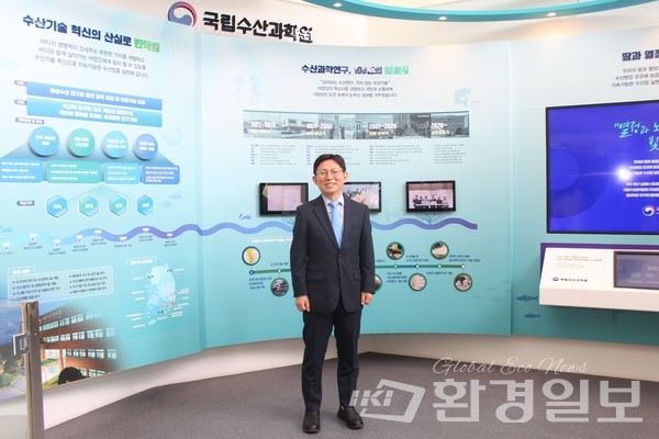 최용석 국립수산과학원장은 “바다는 기후변화 완화와 생태계 보존의 핵심 요소로 각국 정부, 국제기구, 개인 모두가 협력해 지금 행동을 취해야만 파괴적인 영향을 최소화할 수 있을 것”이라고 말했다. /사진=박선영 기자