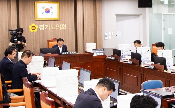 건설교통위, 교통국·철도물류 결산 심사 /사진제공=경기도의회