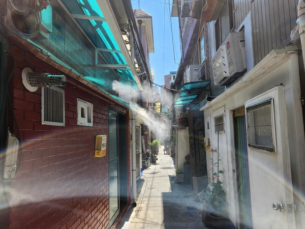 돈의동 쿨링포그 가동 현장 /사진제공=서울시