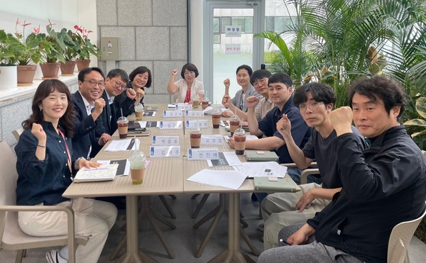 AI 활용 민원인에게 복지상담서비스 구축 /사진제공=수원시