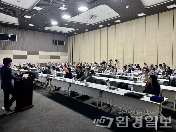 (사)한국보건안전단체총연합회가 지난 7월 2일 킨텍스 제2전시관에서 '공동안전관리자를 통한 중대재해 대응방안'을 주제로 제24회 보건안전포럼을 개최했다. /사진=박준영 기자