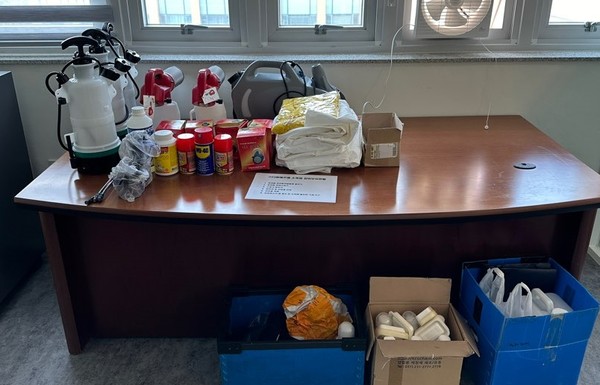 소독장비와 환기시설 점검 /사진제공=수원시