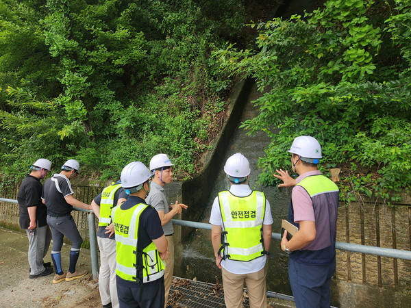 대구공공시설관리공단이 침수위험 시설 13개소에 대한 안전점검을 실시했다. /사진제공=대구공공시설관리공단