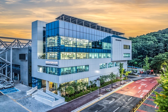 광명시 전국 기초지자체 최초 업사이클 온라인 플랫폼 선봬(업사이클아트센터 전경) /사진제공=광명시