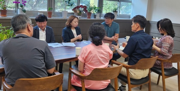 흥덕고 교육환경 개선 간담회 /사진제공=경기도의회