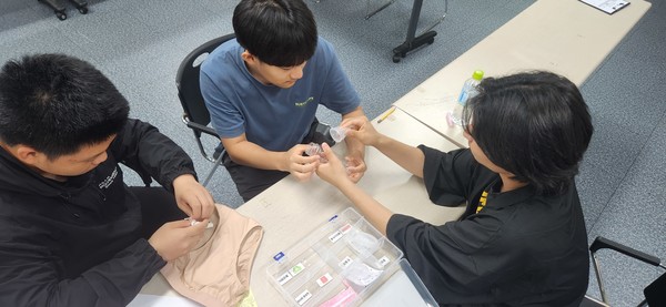 여성환경연대는 ‘다양한 월경용품 교육 키트’ 무료 대여 서비스를 시작한다. /사진=여성환경연대