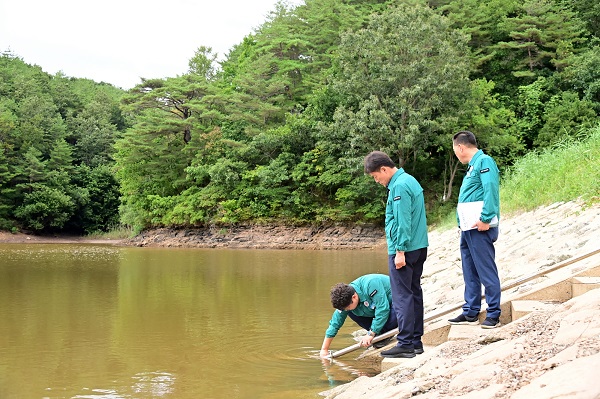가뭄대비 주요 수리시설 긴급 점검  /사진제공=청송군