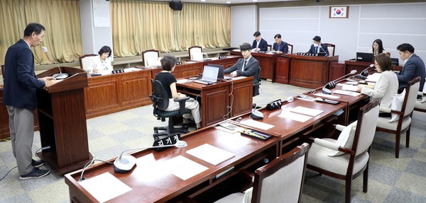 복지안전위 추진실적 보고 /사진제공=수원시의회