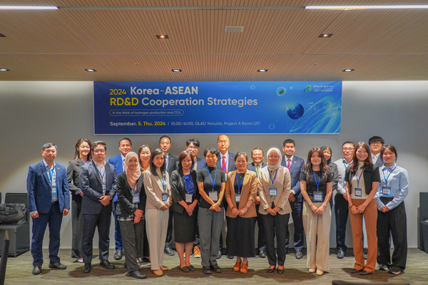 국가녹색기술연구소는 주아세안 대한민국 대표부와 함께 아세안 탄소중립  R&D  협력전략 세미나를 개최했다. /사진제공=국가녹색기술연구소 