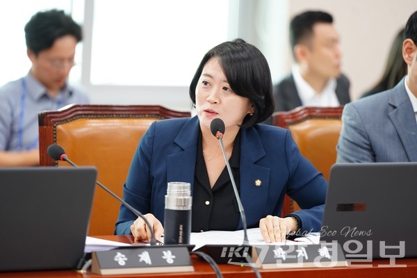 박지혜 의원은 정부의 꾸준한 약속에도 불구하고 지금까지 ‘정의로운 전환 특구’로 지정된 곳은 단 한 곳도 없다는 사실을 지적했다.