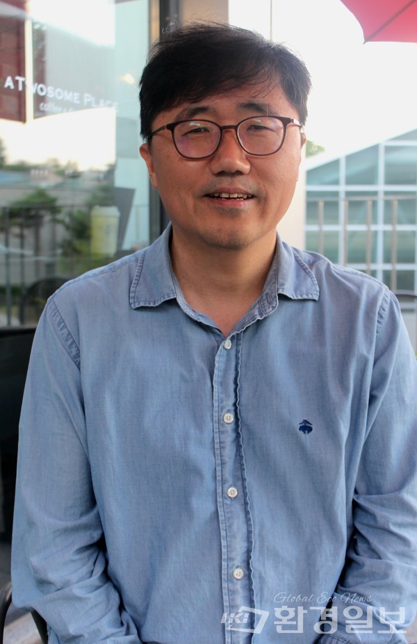 홍수열 자원순환사회경제연구소장은 "협약을 만들어 가는 과정이 결과 못지않게 중요하고 이 과정에 시민과 기업이 플라스틱 문제에 대한 이견을 좁히고 이해도를 높일 수 있을 것”이라고 말했다. /사진=박선영 기자