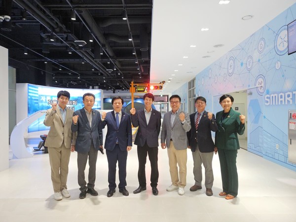 안양시, 김성수, 김철현, 문형근, 김재훈, 이채명, 장민수 등 경기도의회 의원 /사진제공=안양시