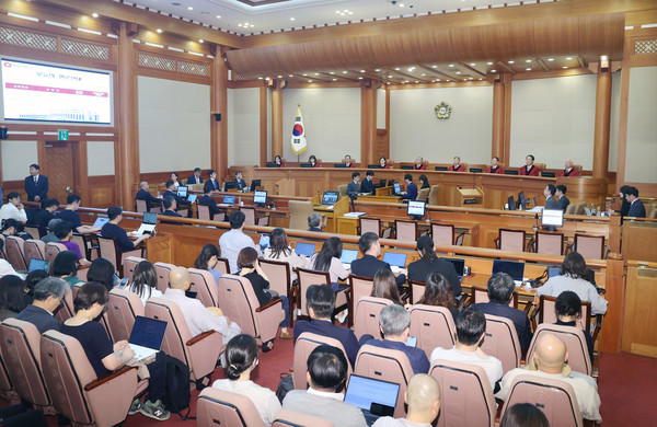 지난 5월21일 대심판정에서 열린 ‘기후위기 대응을 위한 국가 온실가스 감축목표 사건’에 대한 2차 변론 /사진제공=헌법재판소