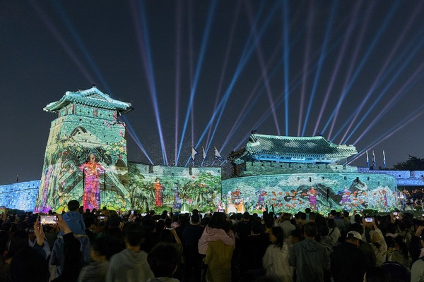 2024 국가유산 미디어아트 수원화성 /사진제공=수원문화재단