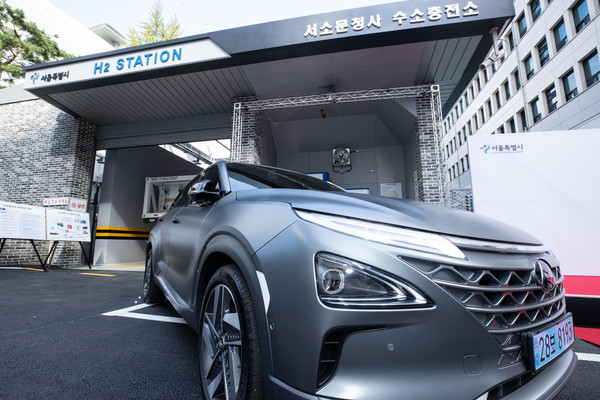 전기차는 2025년부터, 수소차는 2026년부터 1대로 인정하여 모든 신규 차량을 전기차 또는 수소차로 구매·임차해야 실적을 달성할 수 있다. /사진제공=환경부