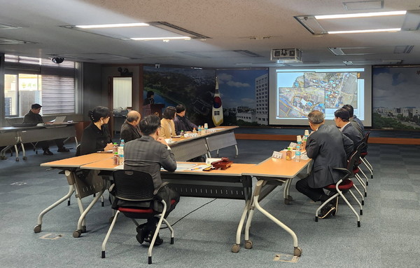  지적재조사사업 경계결정위원회 개최  /사진제공=진주시