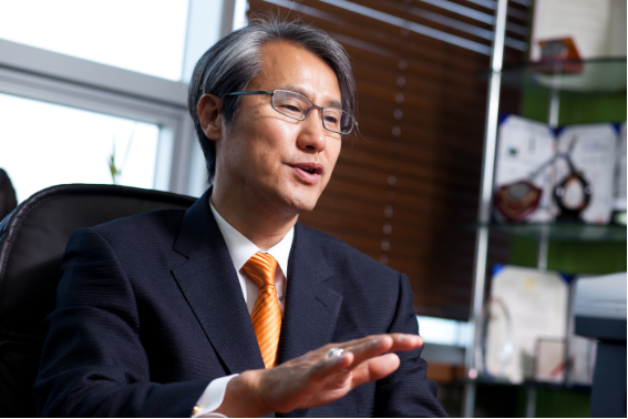 김태섭 대표는 기존 인맥과 브로커에 의존하던 중소 규모 M&A를 온라인과 디지털 기술로 탈중개화 해 공정하고 효율적인 M&A 시장을 만들겠다는 목표를 밝혔다. /사진제공=피봇브릿지