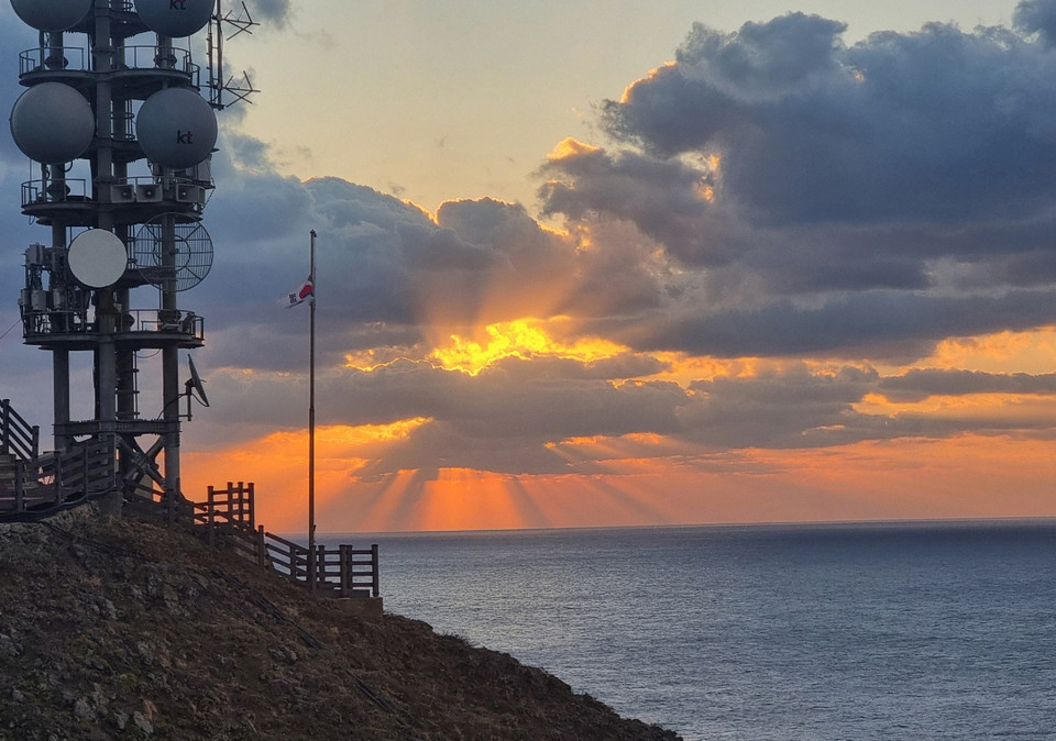 2025년 새해 첫 독도 일출 /사진제공=서경덕 교수팀