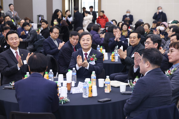 의왕시, 지난 10일 ‘의왕상공회의소 신년인사회’ 성황리 개최  /사진제공=의왕시