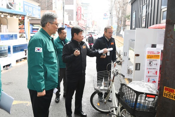 오산시, 설 명절 대비 오색시장 화재예방 안전점검 실시  /사진제공=오산시