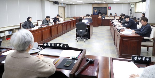 수원시의회, 수원도시재단 이사장 임용 후보자 인사청문회 개최 /사진제공=수원시의회