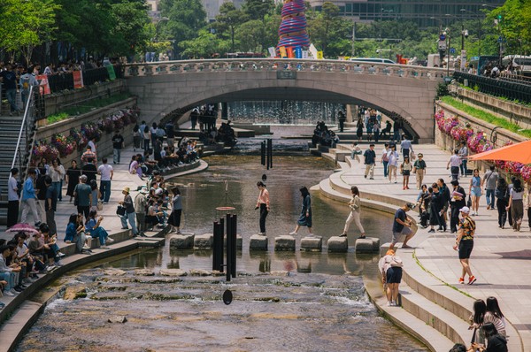 서울의 대표적인 관광명소인 청계천이 지난해 가장 많은 촬영이 이뤄진 장소로 꼽혔다. /사진제공=서울시