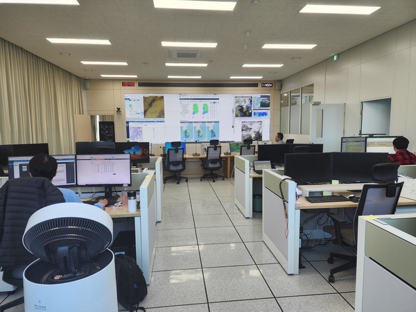 대기질 예보 종합상황실 /사진제공=국립환경과학원