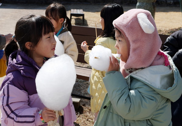 청자축제장은 어린이 가족 축제 /사진제공=강진군