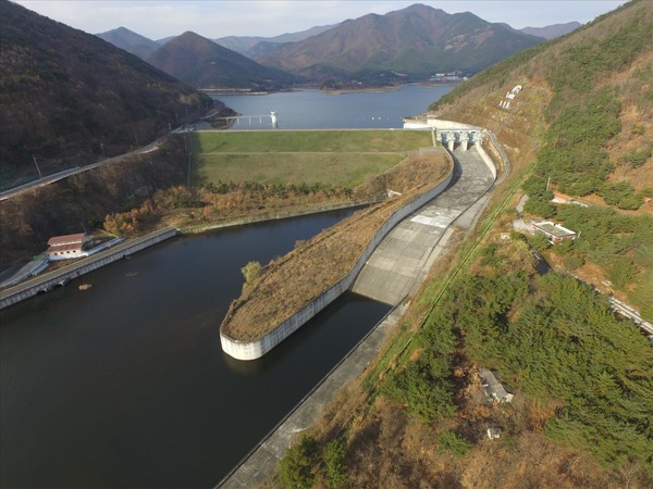 국가물관리위원회는 ‘수자원 관리의 탄소중립 기여 방안’을 주제로 ‘2025년 제1차 정기 토론회(세미나)’를 개최한다. /사진제공=환경부