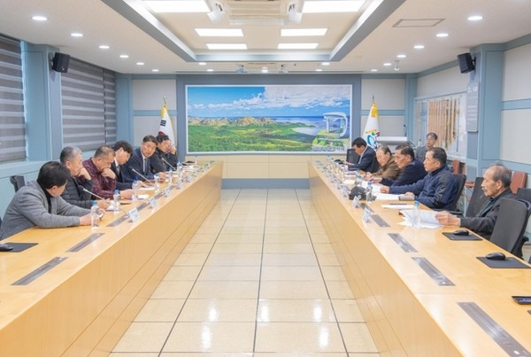 제2기 군 소음피해 대책협의회 회의 /사진제공=고성군