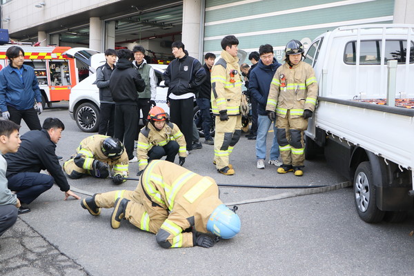 수원남부소방서, 친환경차량 화재대응 특별교육 실시