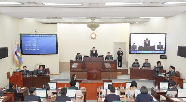 양산시의회는 3월21일 제203회 임시회 5일간의 일정을 제2차 본회의로 끝냈다. /사진제공=양산시의회