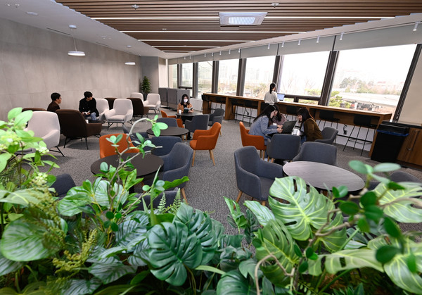 김포공항 비즈라운지 /사진제공=한국공항공사