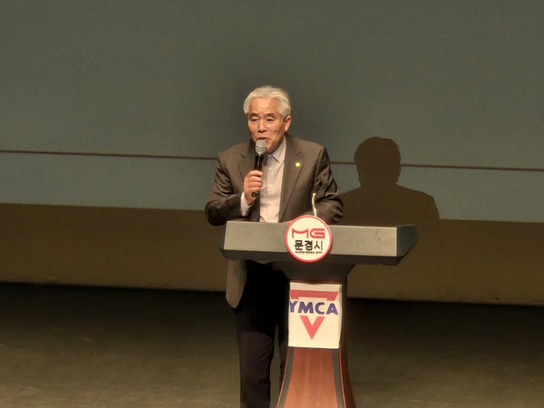 진후진 문경시의회의장이 축사를 하고 있다. /사진=김영동 기자