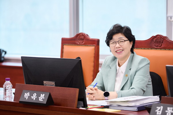 경기도의회 건설교통위원회 박옥분 의원 /사진제공=경기도의회