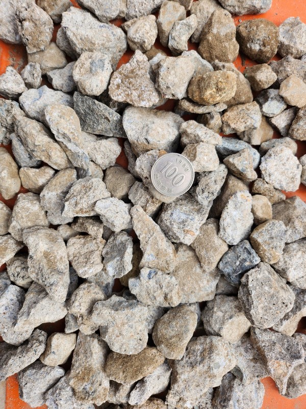 건설폐기물 중간처리업체에서 생산한 양질의 순환골재 40㎜ 이하 제품 /사진제공=(주)호생환경 