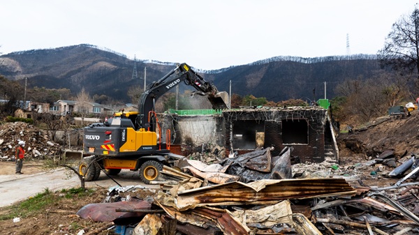 산불 피해 주택 철거 현장 /사진제공=영덕군