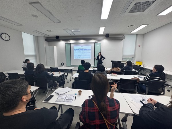 꿈드림센터 학교 밖청소년 대학 입시 특강  /사진제공=의왕시