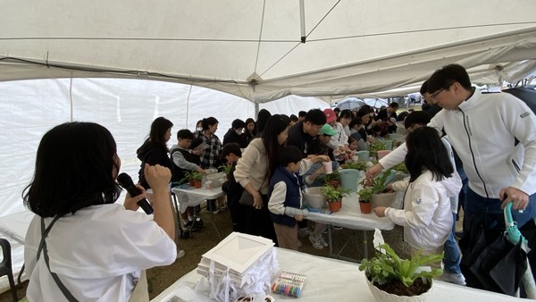 2025년 어린이 반려식물 가꾸기 체험행사  /사진제공=평택시