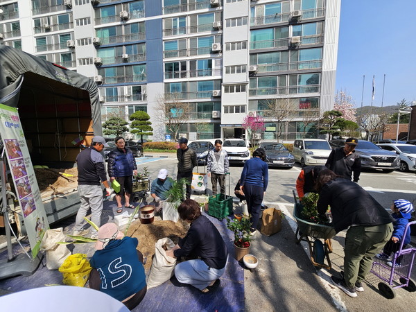 의왕시 ‘2025년 상반기 찾아가는 식물병원 사업’ 본격 추진 /사진제공=의왕시