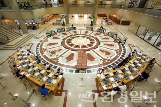 국회도서관 내부 모습