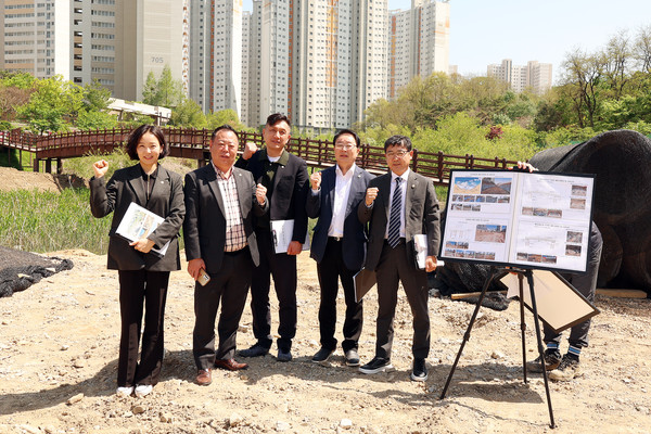 시흥시 도시환경위원회의 현장방문  /사진제공=시흥시의회