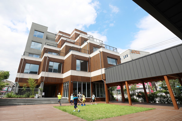 그린빌딩으로 선정된 국립산림과학원 한그린 목조관  /사진=국립산림과학원